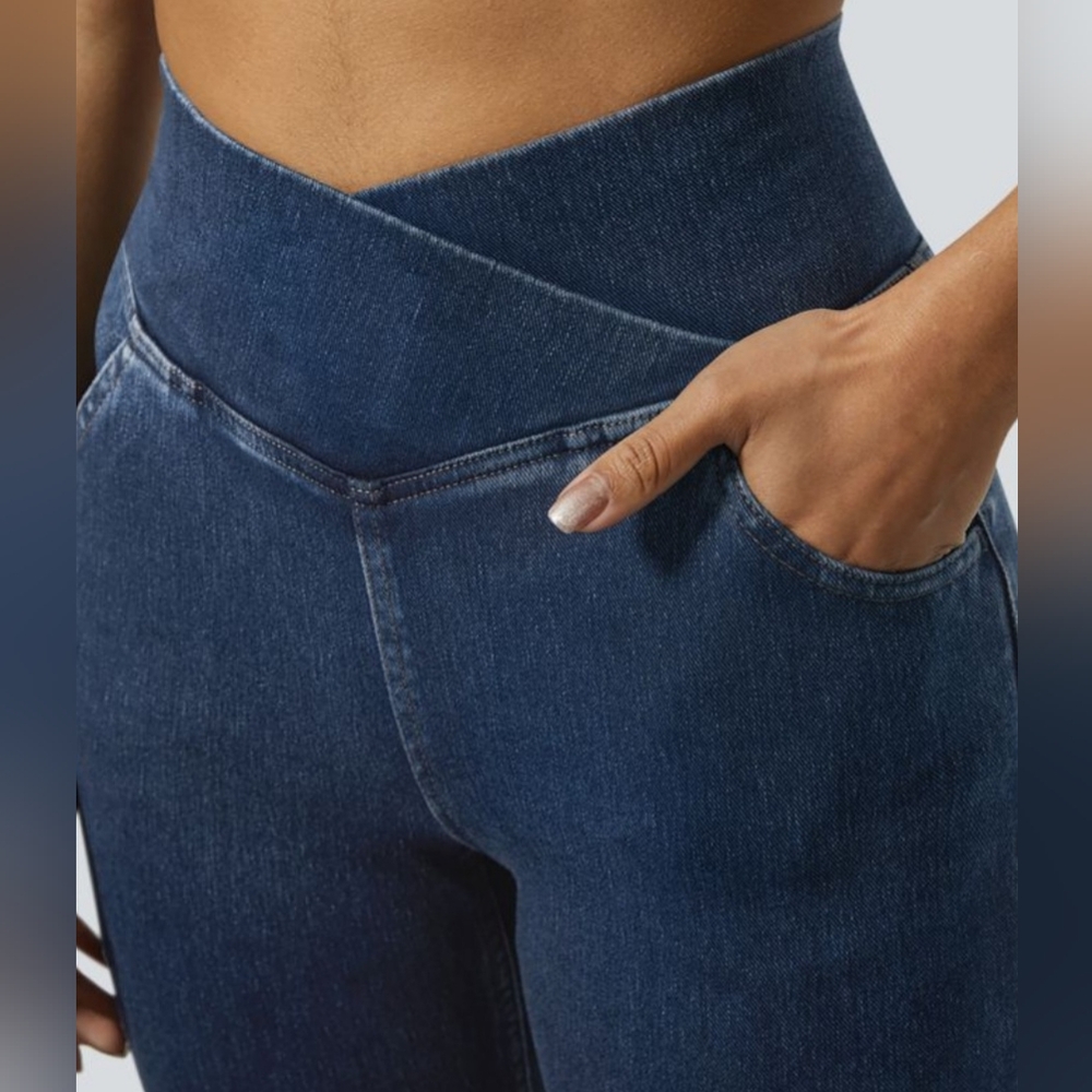 Womens' Wide Leg Jeans - Picture 2 of 10